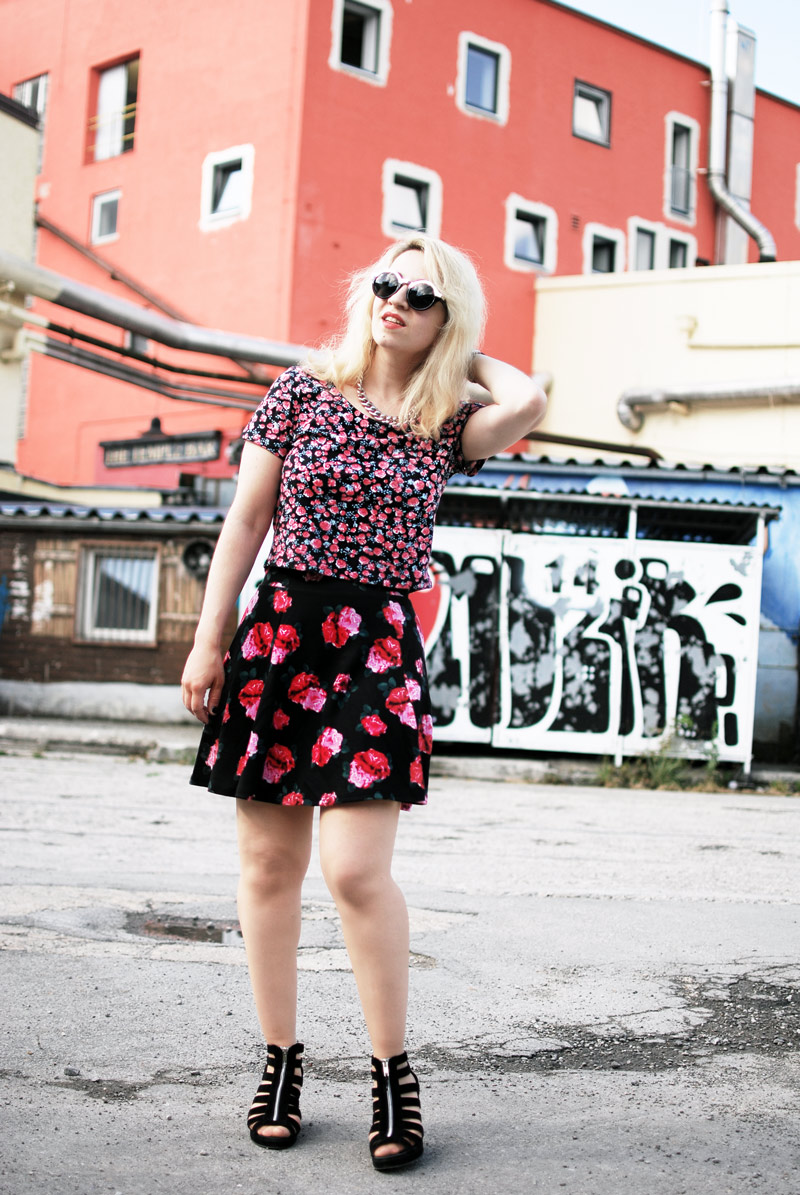 look-ootd-floral-fashion-blogger-pattern-mix