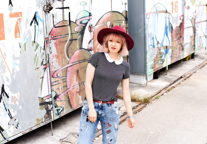 fashionblogger-modeblogger-graffiti-jeans-munich-muenchen