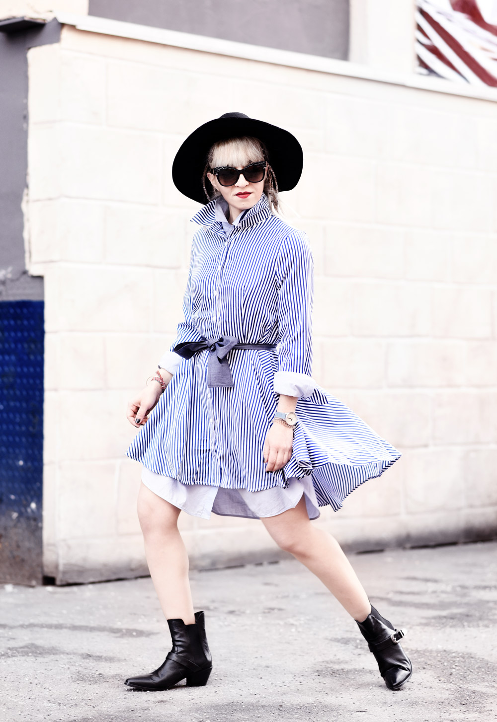 shein-ootd-blouse-dress-blusenkleid-kleid-streifen-blue-blau-nachgesternistvormorgen-modeblog-fashionblogger-muenchen-boots-cowboy-cute-suess-streetstyle-6