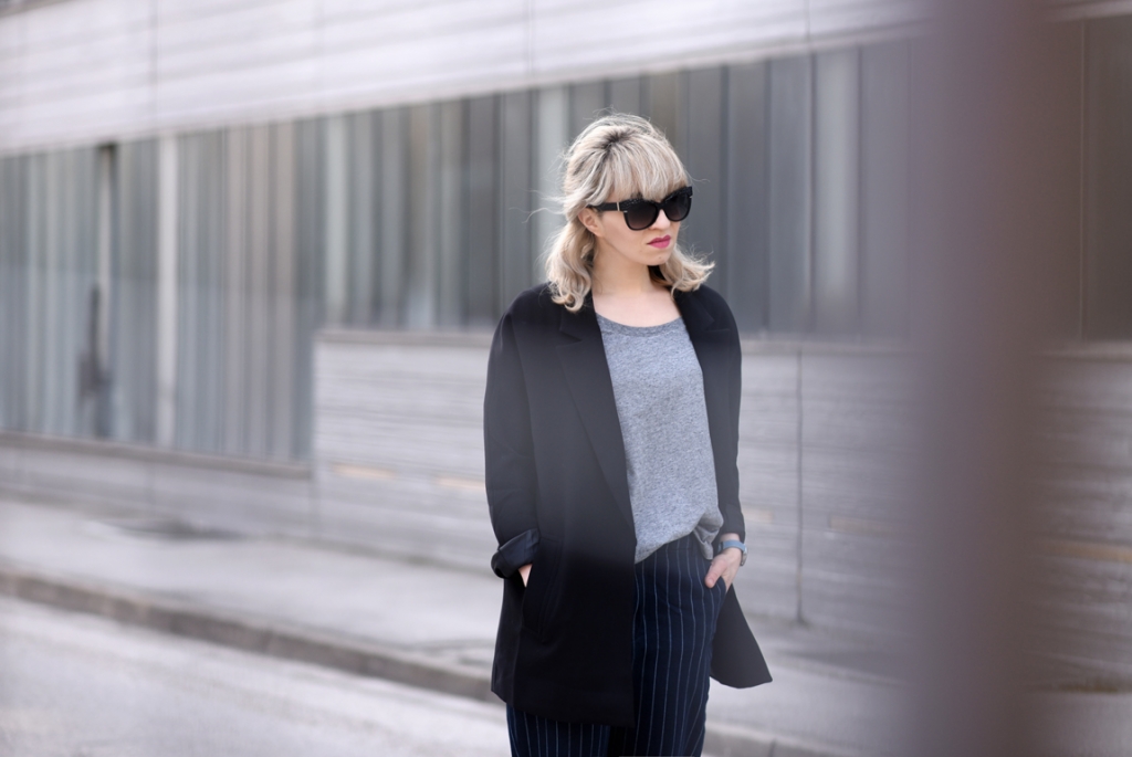Jeans im Nadelstreifen-Look
